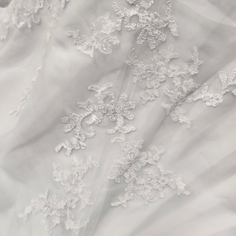 Mary's Bridal 6220 White Size 6 Bridal Gown/WeddingDress - Picture 8 of 9